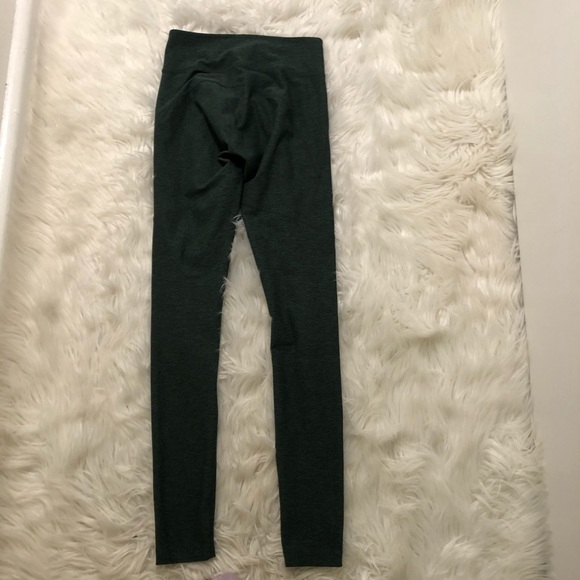 Outdoor Voices 7/8 Warmup Legging Hunter Green - Picture 9 of 10